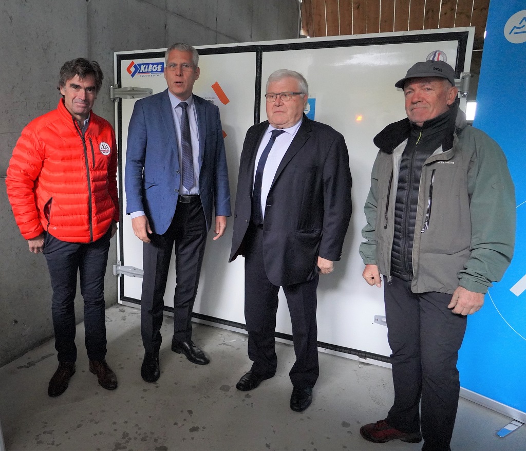 Inauguration d'une chambre froide pour les déchets de venaison et les animaux trouvés morts