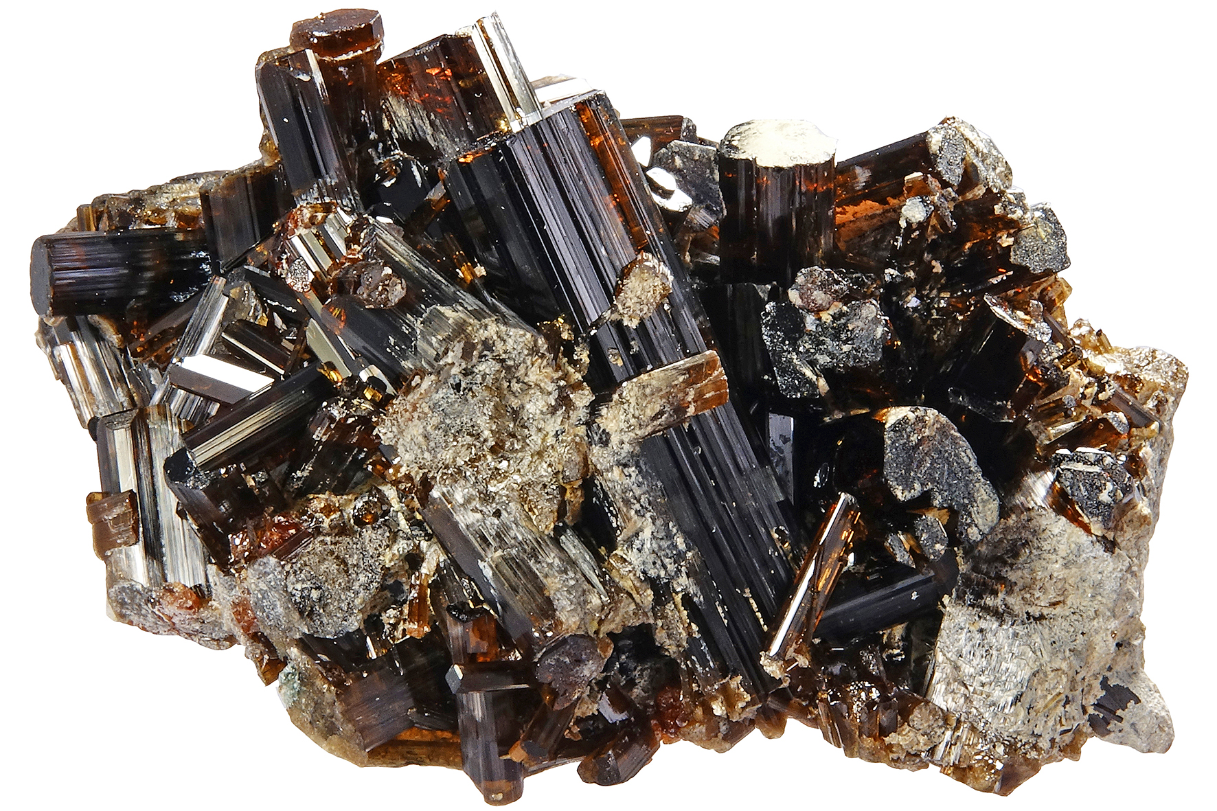 Vésuvianite, musée des Cristaux ©Commune de Chamonix, legs Jouty